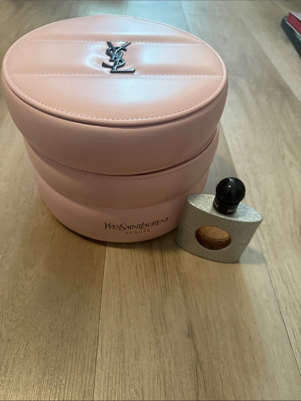 YSL Vanity Box - Picture 3 of 3